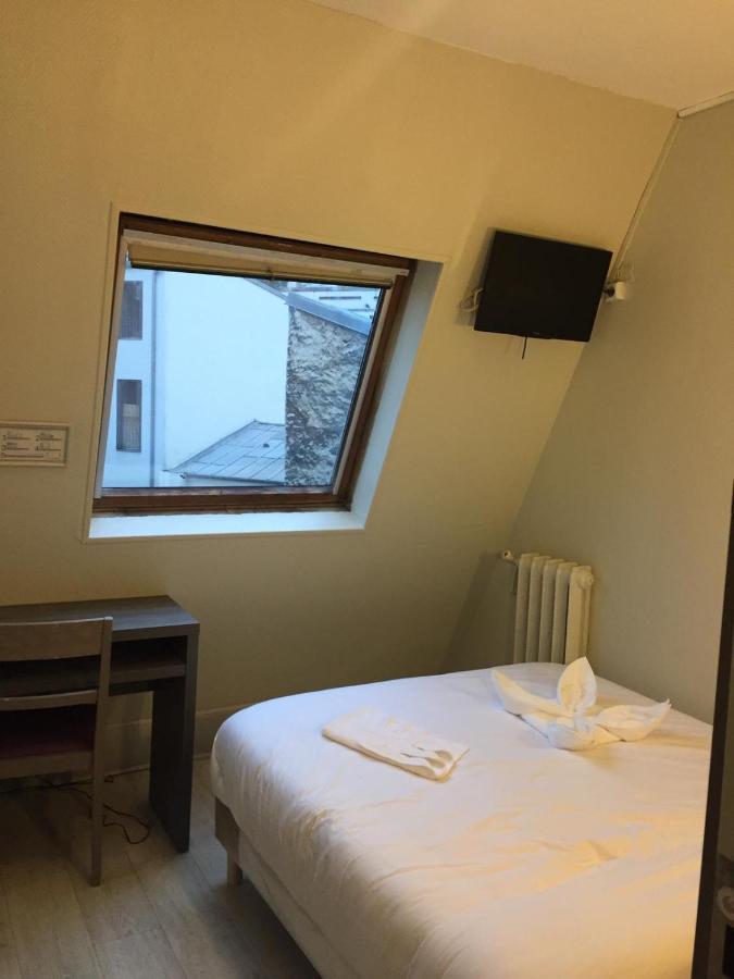 Pax Hotel Parigi