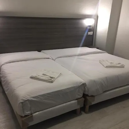 Pax Hotel